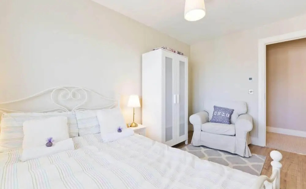 Modern Homestay 15 minutes to Dublin Airport