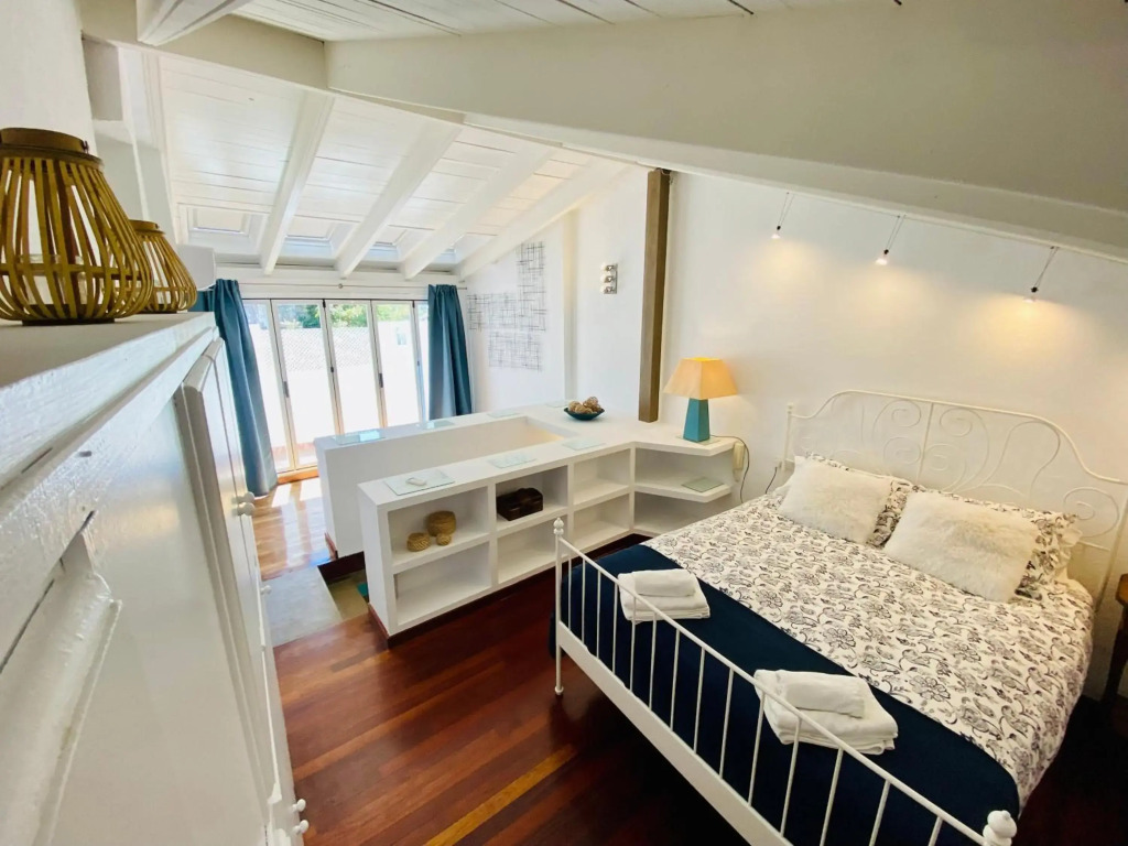 Almocabar Luxury Apartment