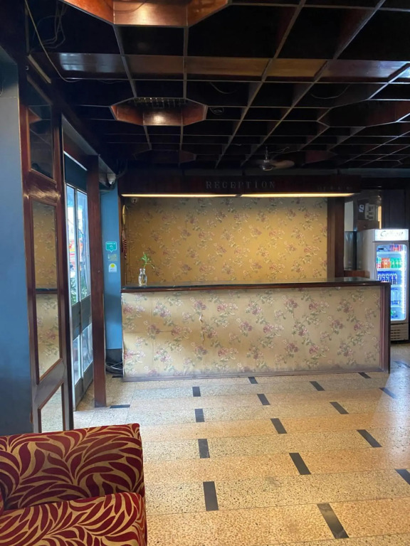 Hotel Skylark