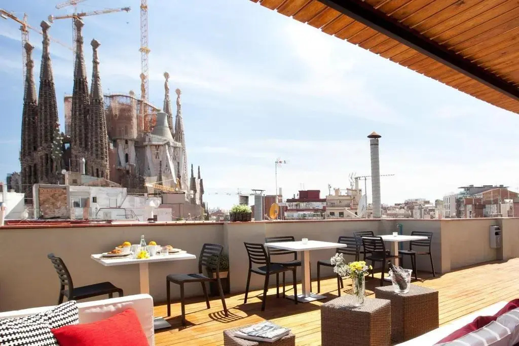 Enjoybcn Gaudi Apartments