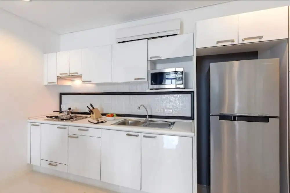 Regent 15 Condo