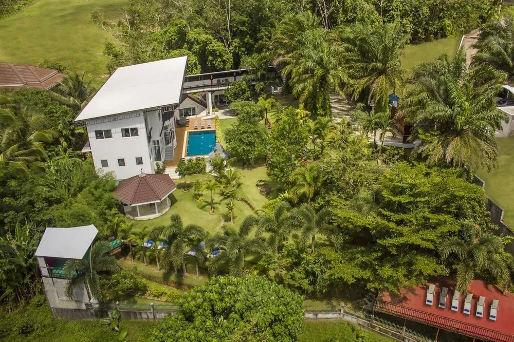 Villa Nap Dau 8 Bedrooms