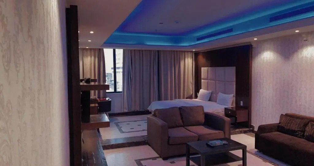 Nomas Aparthotel
