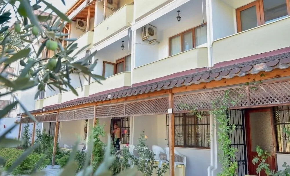 Dama Apart Motel