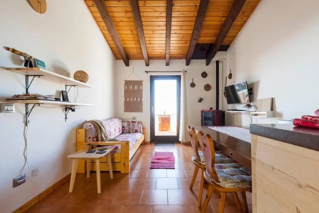 Panorama1200a, in the Heart of the San Fermo Hills