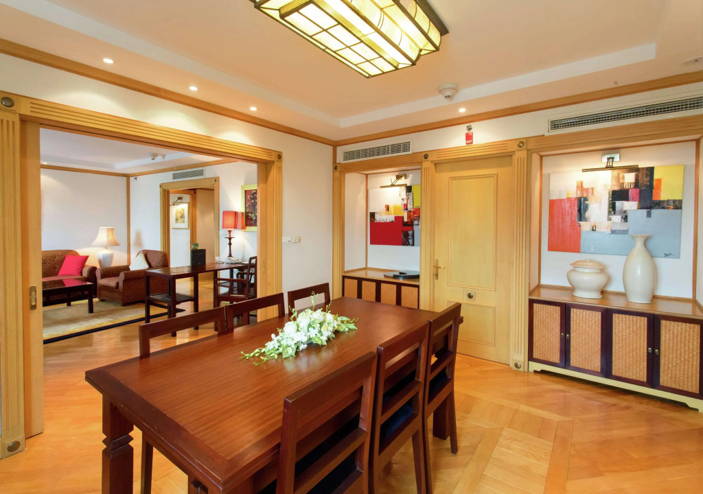 Hilton Hanoi Opera