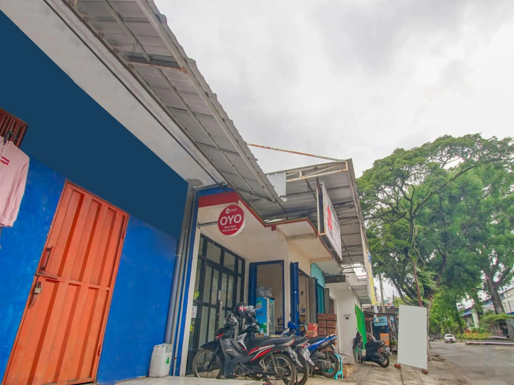 Reddoorz Syariah at House Of Melati Kepanjen