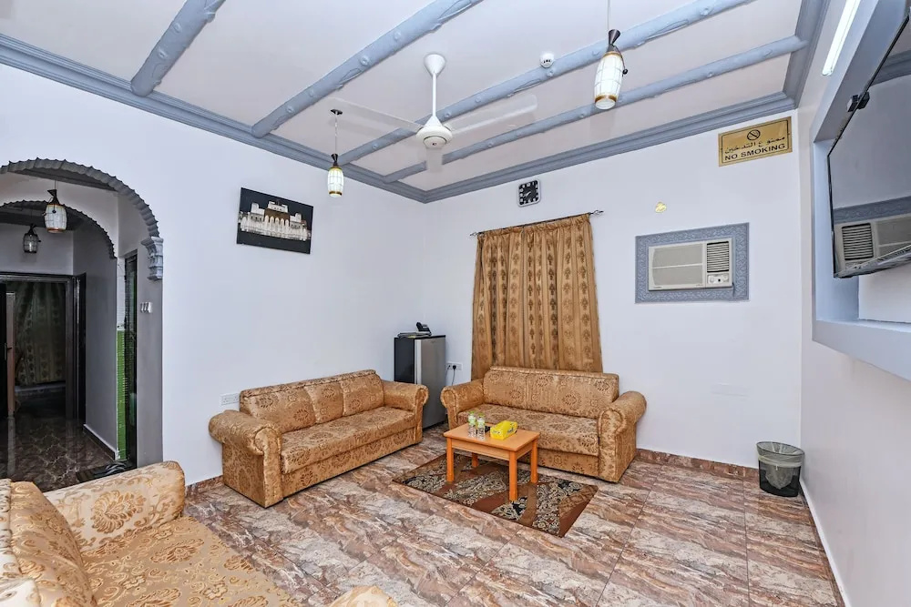 OYO 139 Al Ghadeer Hotel Apartments