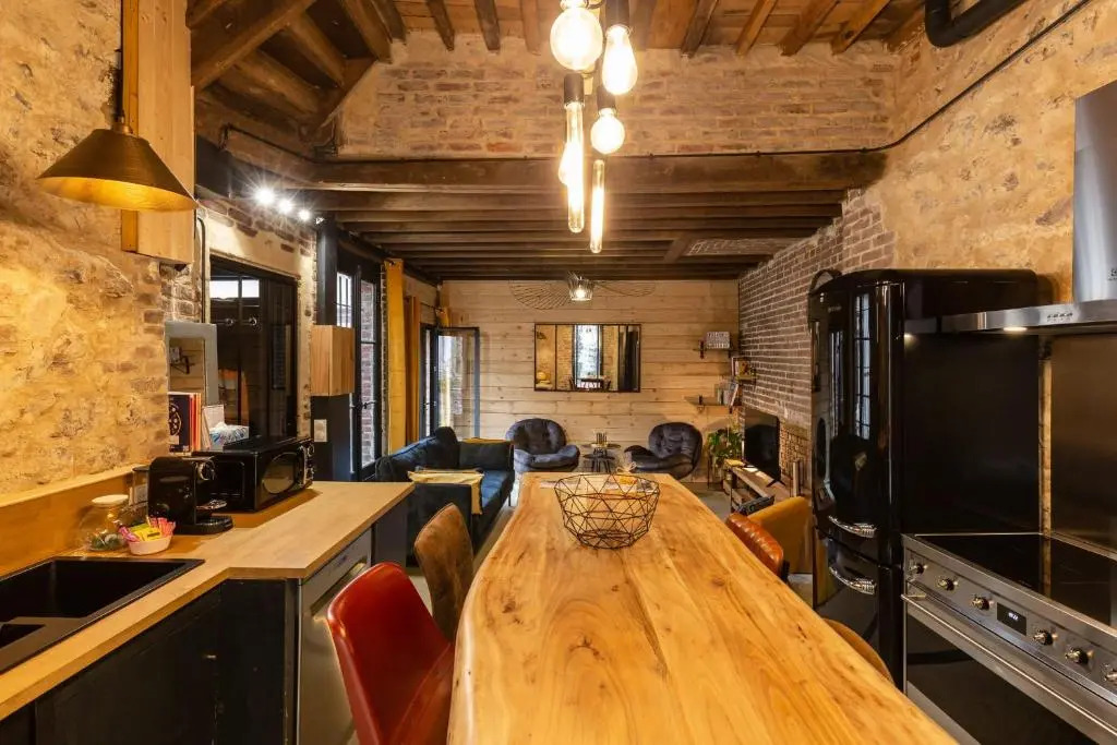 LAtelier dÉléa 4 Terrace - Industrial-chic in the heart of Honfleur