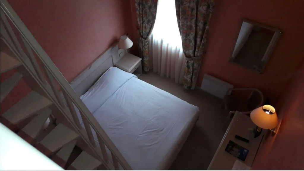Logis LAuberge Bourbonnaise - Vichy sud