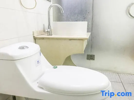Wenhong Hotel