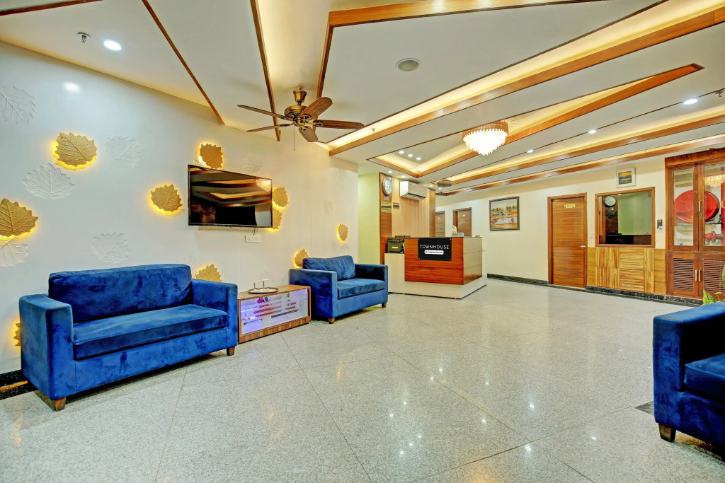 Super Townhouse by OYO Eastern View Formerly Vihaan Residency