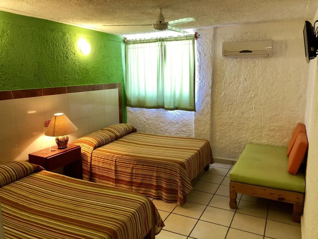 Hotel & Suites Santa Barbara