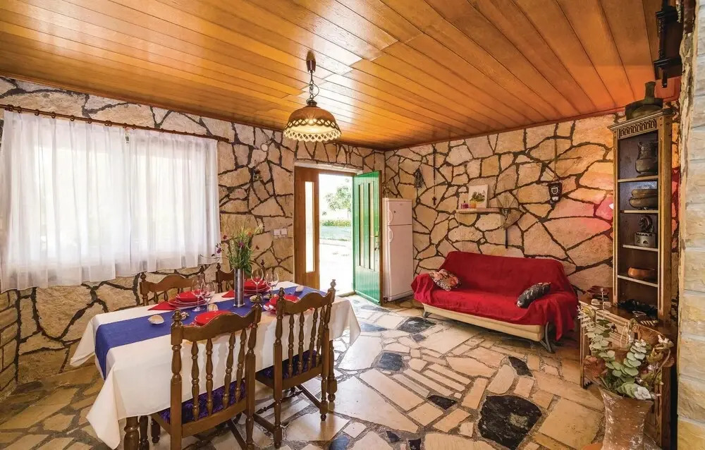 Holiday Home Privlaka Vi