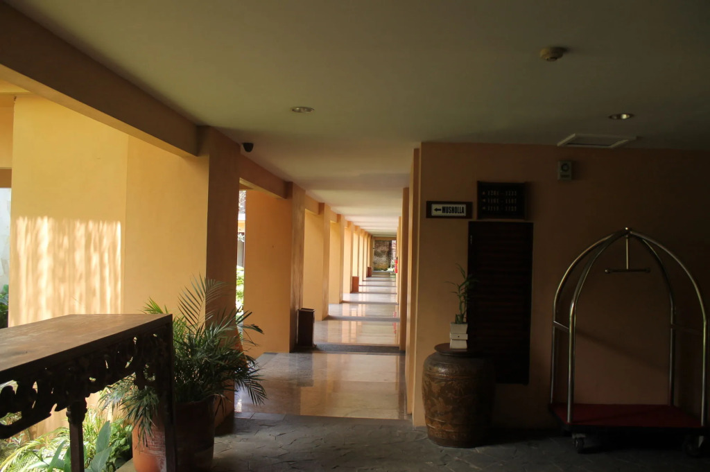 Laras Asri Resort & Spa