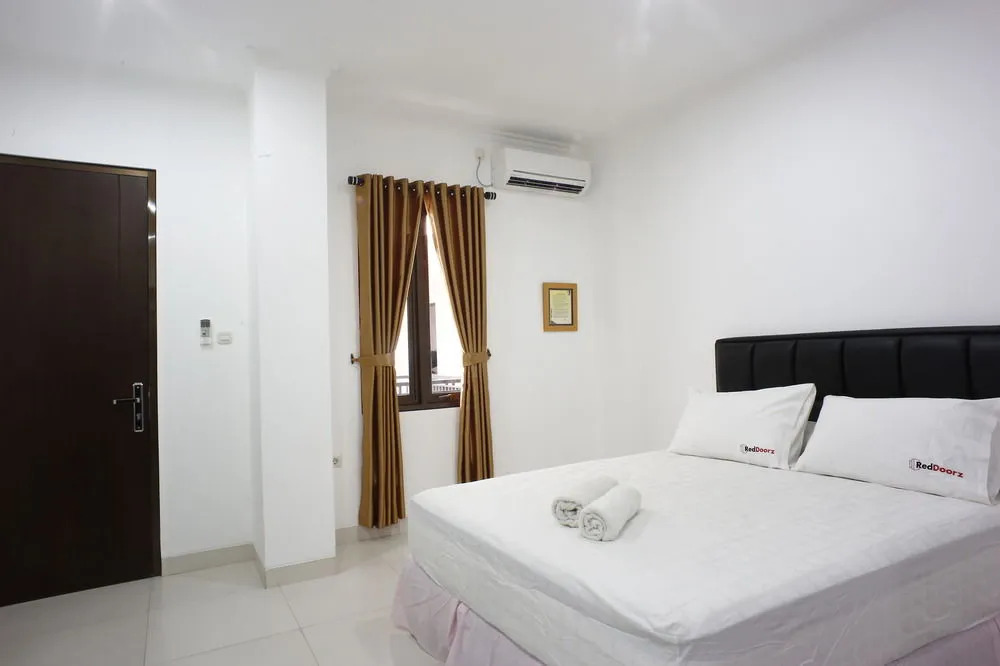 RedDoorz Duren Tiga