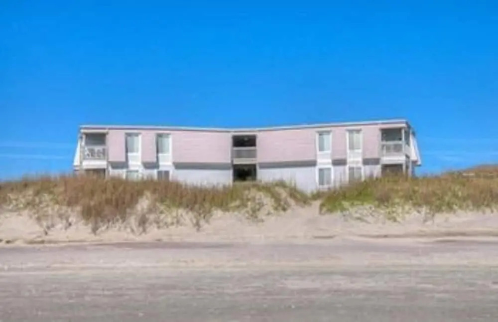 Finestere Condos by Elliott Beach Rentals