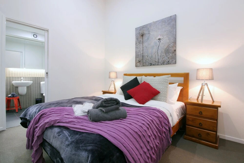 Essence of Degraves - Rejuvenate Stays