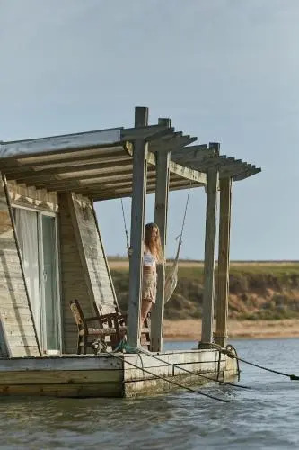 Laguna Garzon Lodge