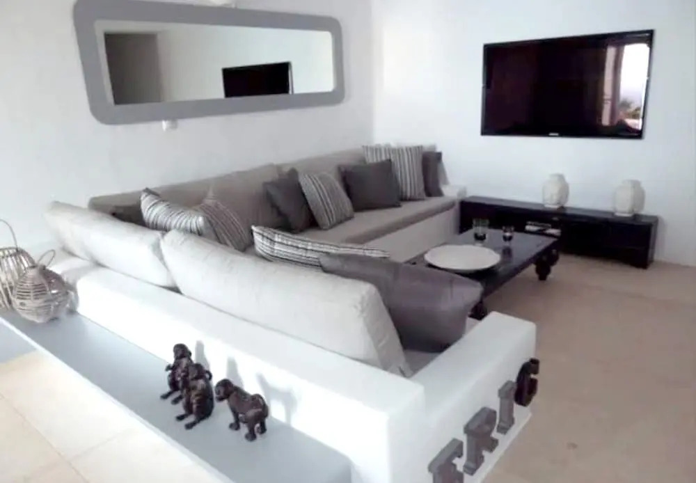 Villa With 6 Bedrooms in Mikonos, With Wonderful sea View, Private Poo