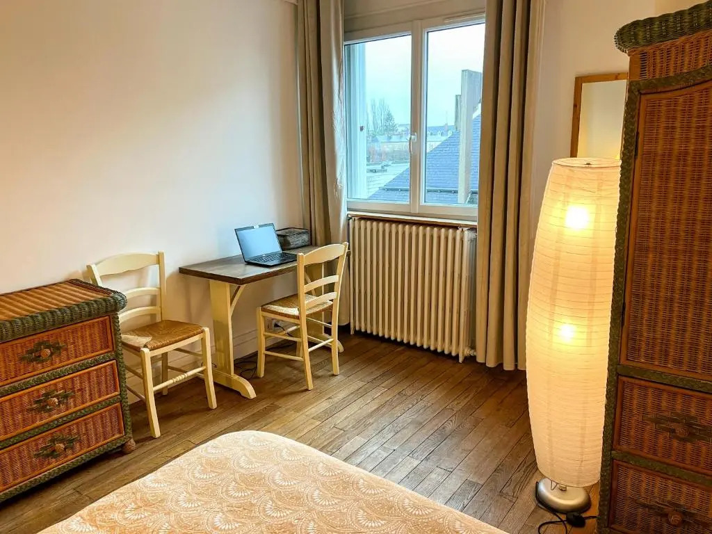 Appartement de Charme de 75m², Lumineux et Calme