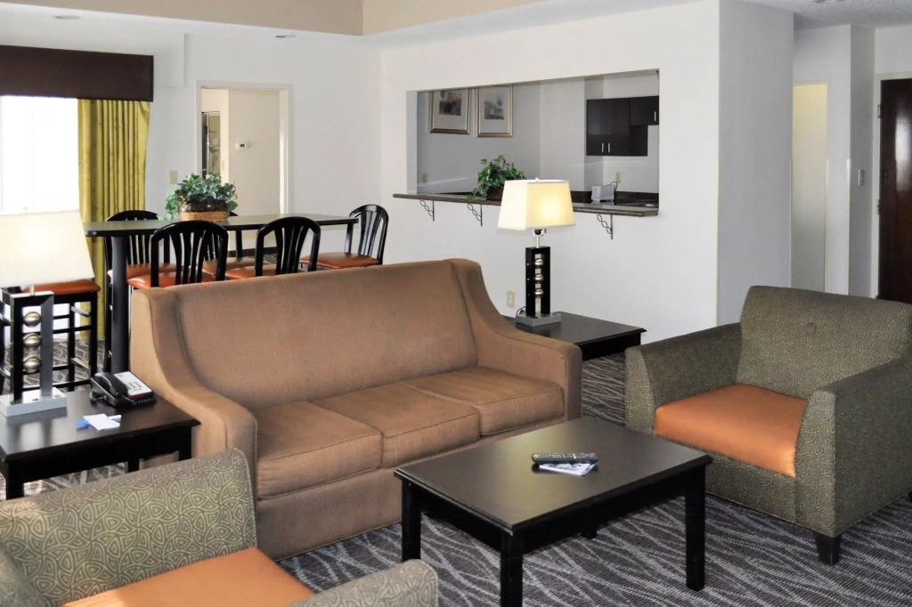 Fairfield by Marriott Inn & Suites Charleston Downtown