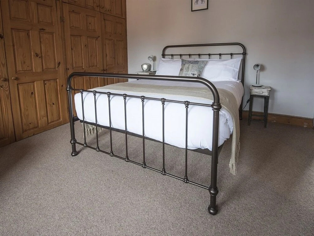 Overleigh Cottage