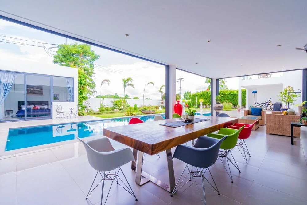 Modern 4 Bedroom Resort Pool Villa LL110