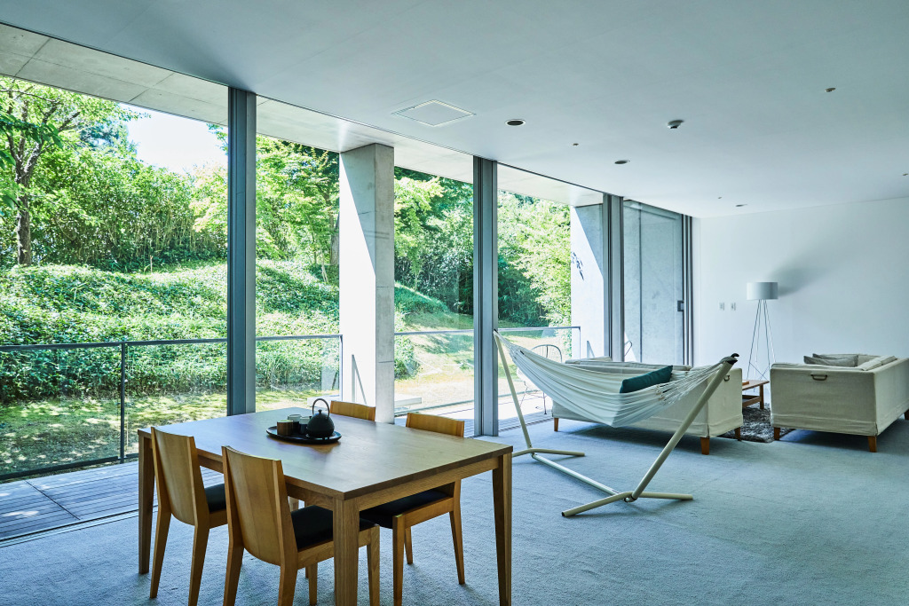 SETOUCHI RETREAT AONAGI by Onko Chishin
