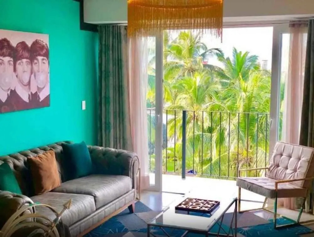 NIZA FIVE Luxury Beach Apartments