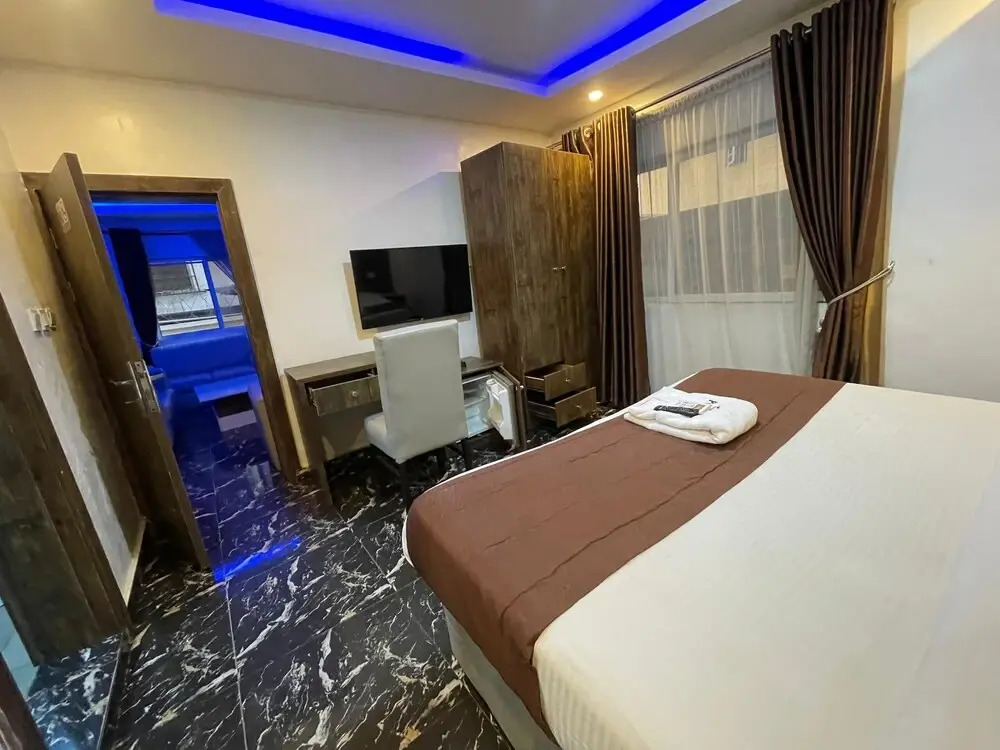 Presken Hotel Fajodd-4, Allen, Ikeja, Lagos