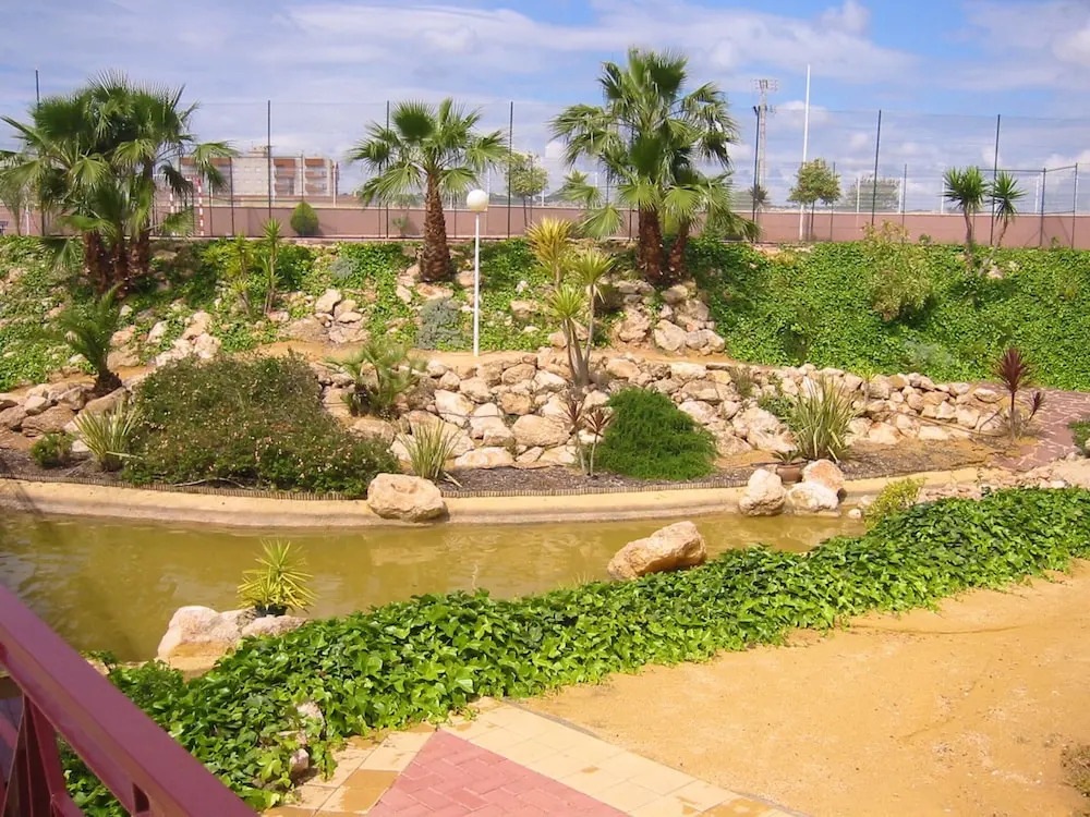 Apartment With 2 Bedrooms in Alicante, With Shared Pool, Enclosed Garden and Wifi - 2 km From the Beach