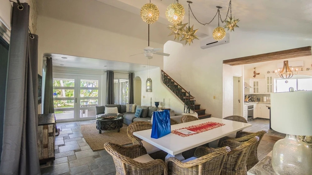 Casa Blanca 4 Bedroom Home