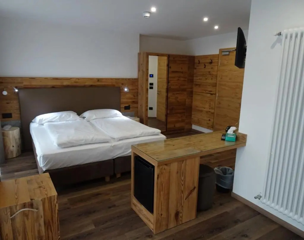 Active Alm Hotel