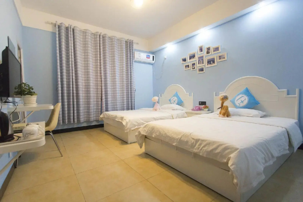Zhangjiajie Cat Theme Inn