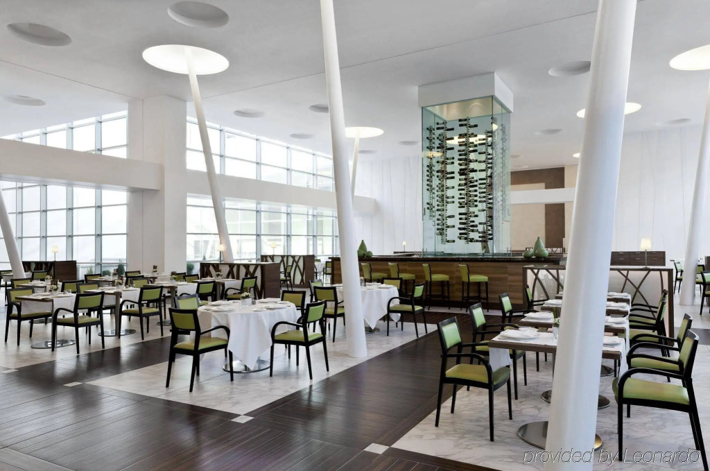 Sheraton Milan Malpensa Airport Hotel & Conference Centre