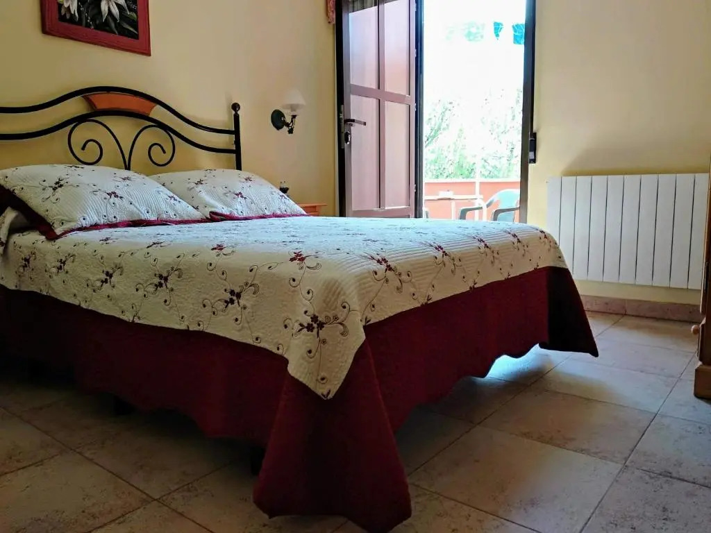 Hostal Almenara