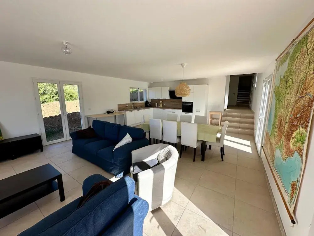 Villa lEsquirol with view and pool