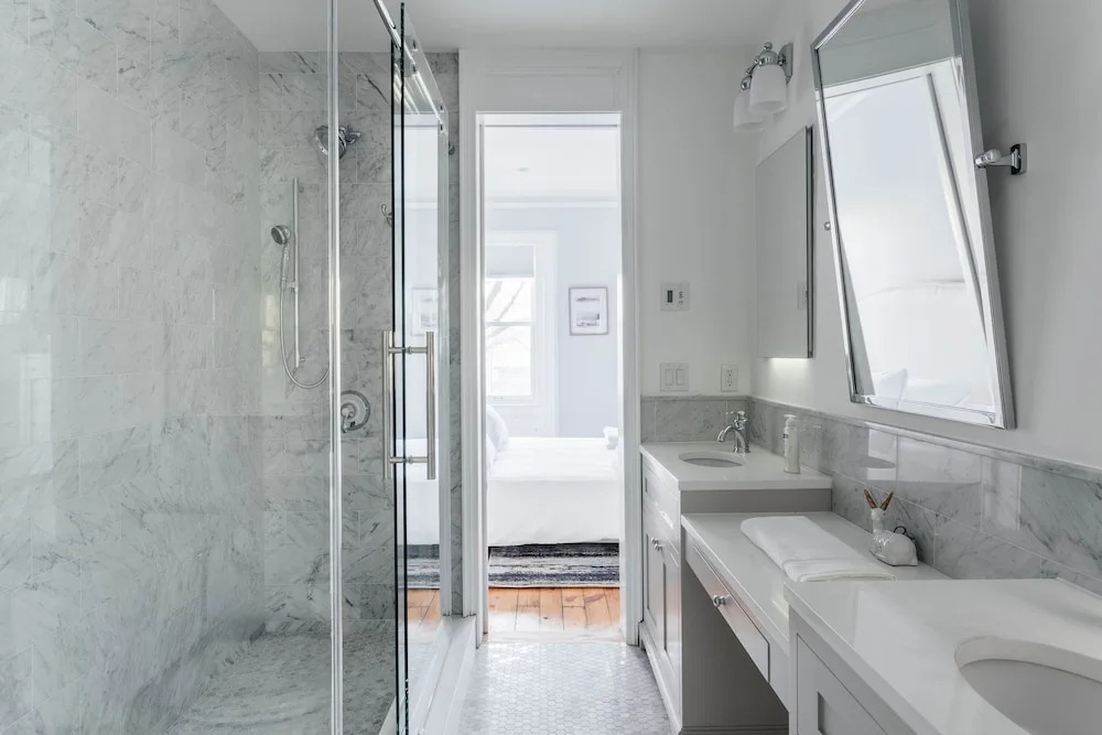 6 Bedroom Townhome Near NYC
