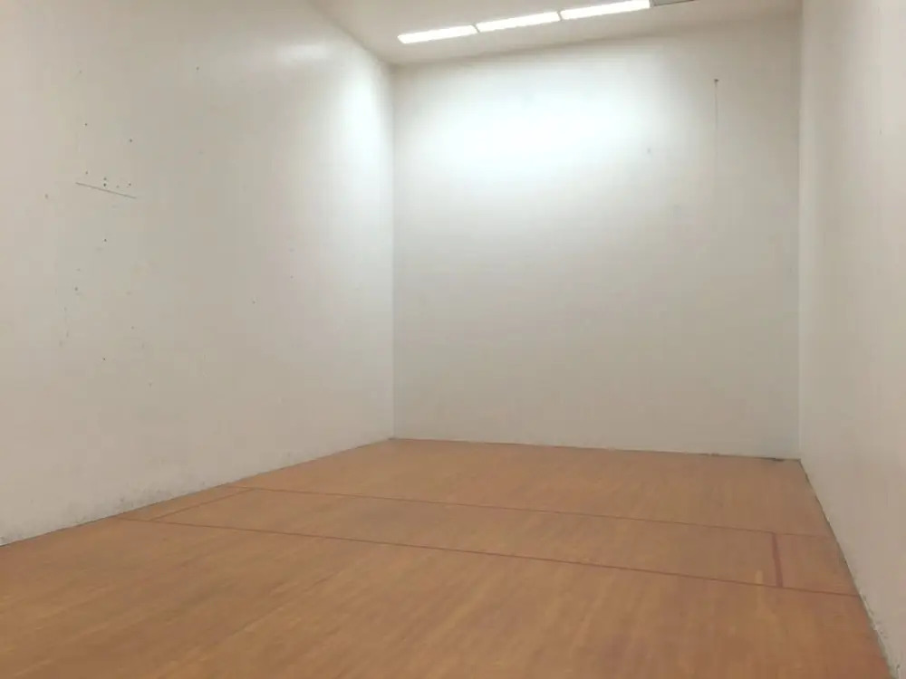 57sw - Fireplace - Wifi -  Sleeps 6 2 Bedroom Home by RedAwning
