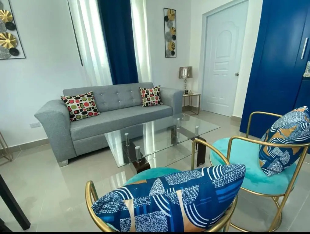 Beautiful Cozy Los Jardines, 1 Floor