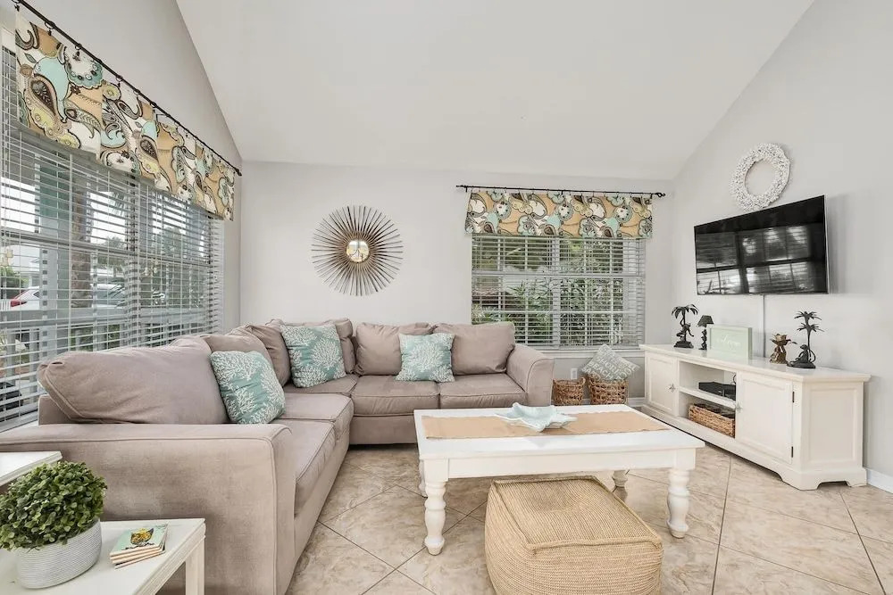 Cottages of Crystal Beach Sea La Vie