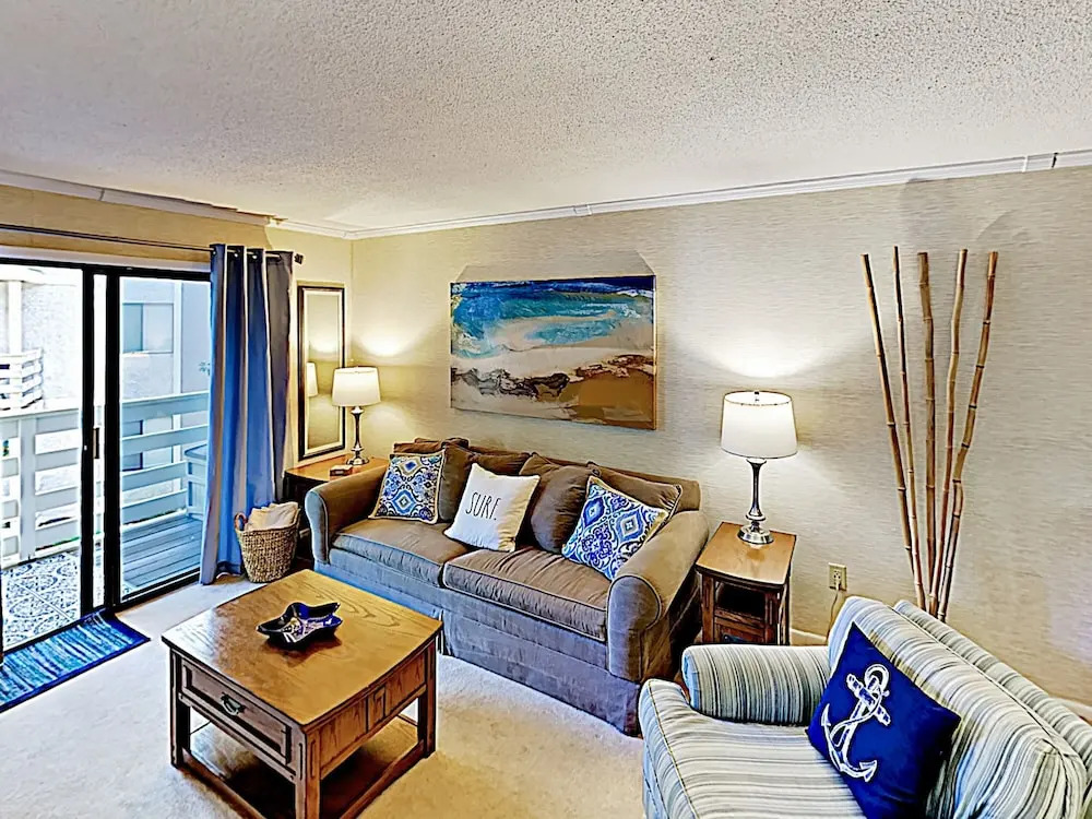 New Listing! All-suite Getaway W/ Pools & Tennis 2 Bedroom Condo