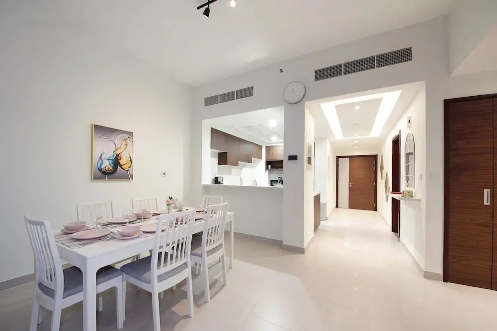 Luxury StayCation - Tranquil Retreat With Beautiful Park Views