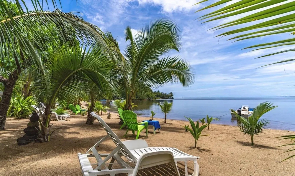 Romantic Beachfront Escape With Modern Comforts