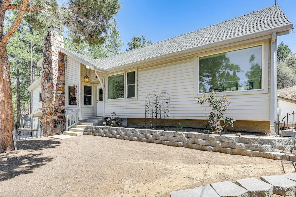 Trail Access & Snow Hill On-site: Big Bear Gem