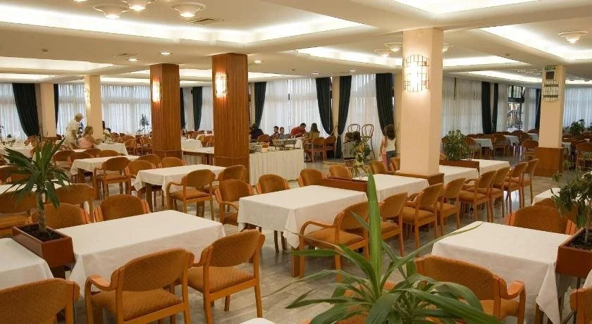 Hotel Makpetrol Struga