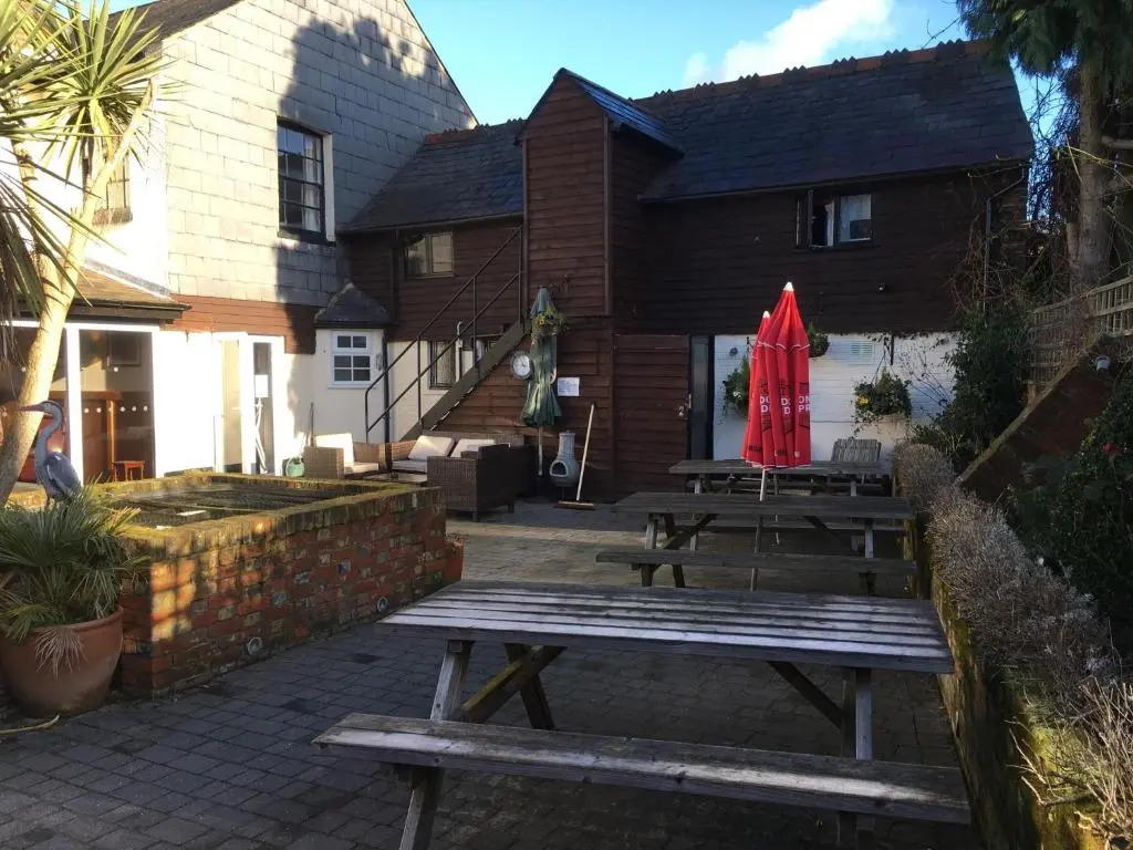The White Hart pub and rooms