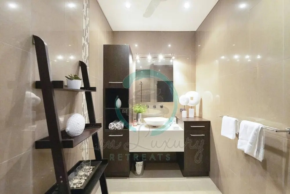 Zen Bayview Bliss - Luxury Mansion