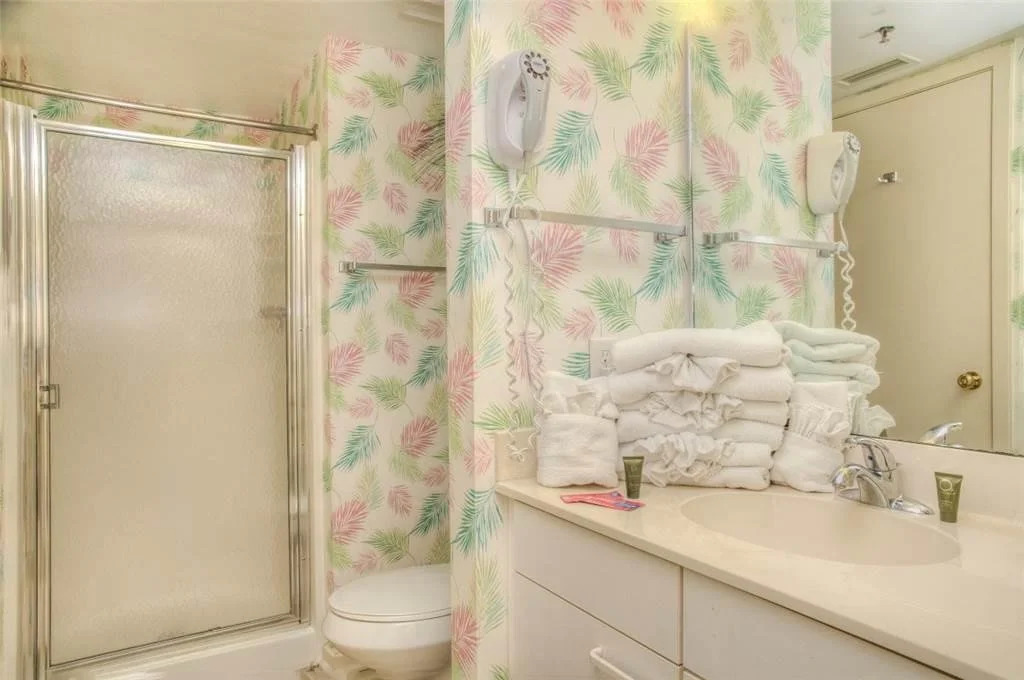 Laurel Court 307